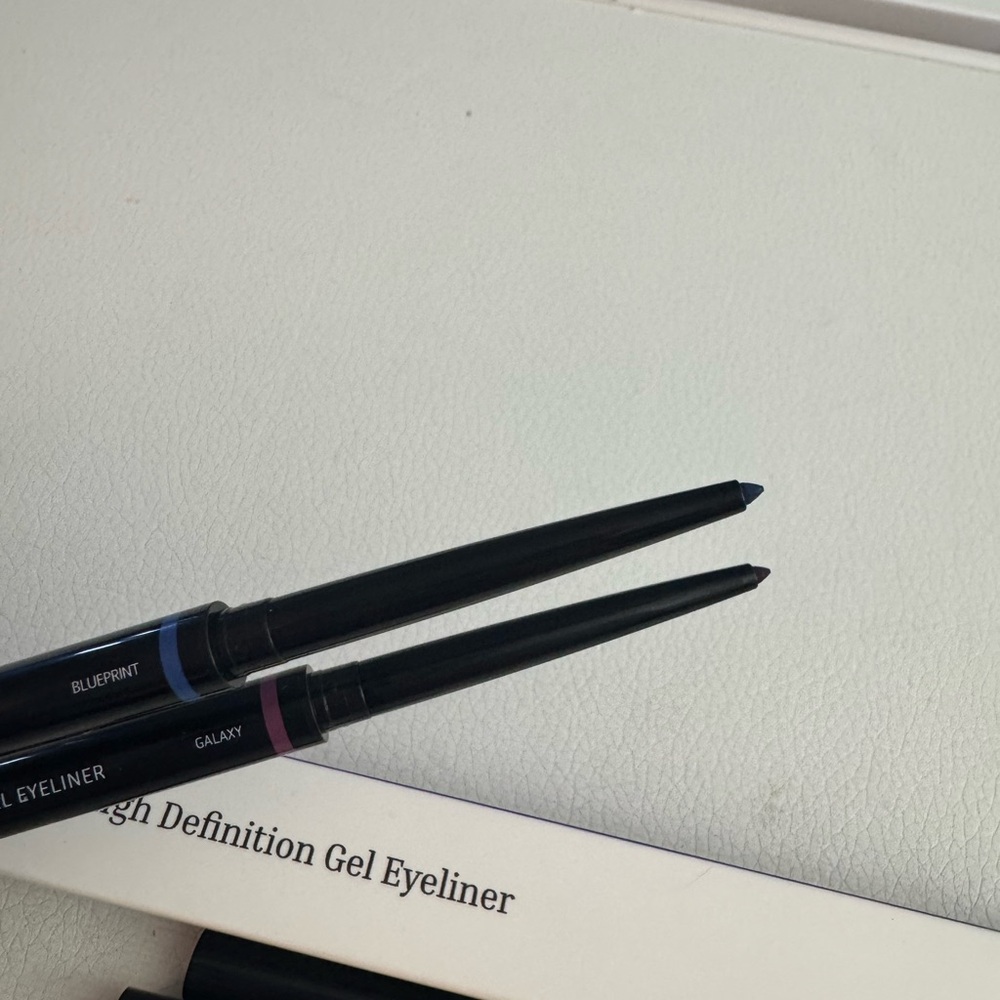 Lithe High Definition Gel Eyeliner Set - Picture 4 of 10